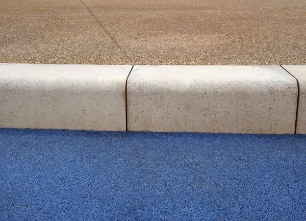 Cost of Curb And Sidewalk Installation in Minneapolis