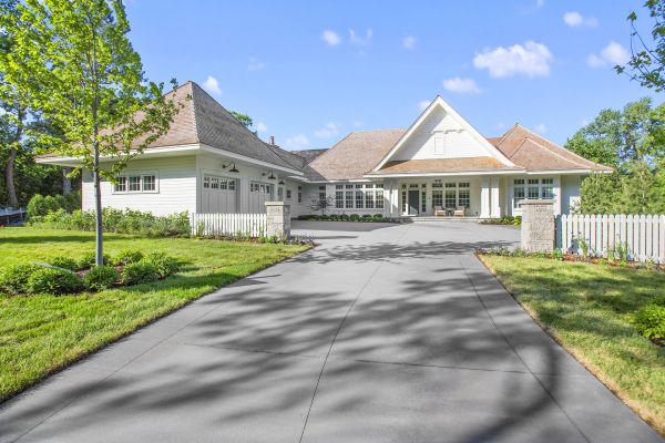 Cost of Driveway Concreting in Minneapolis